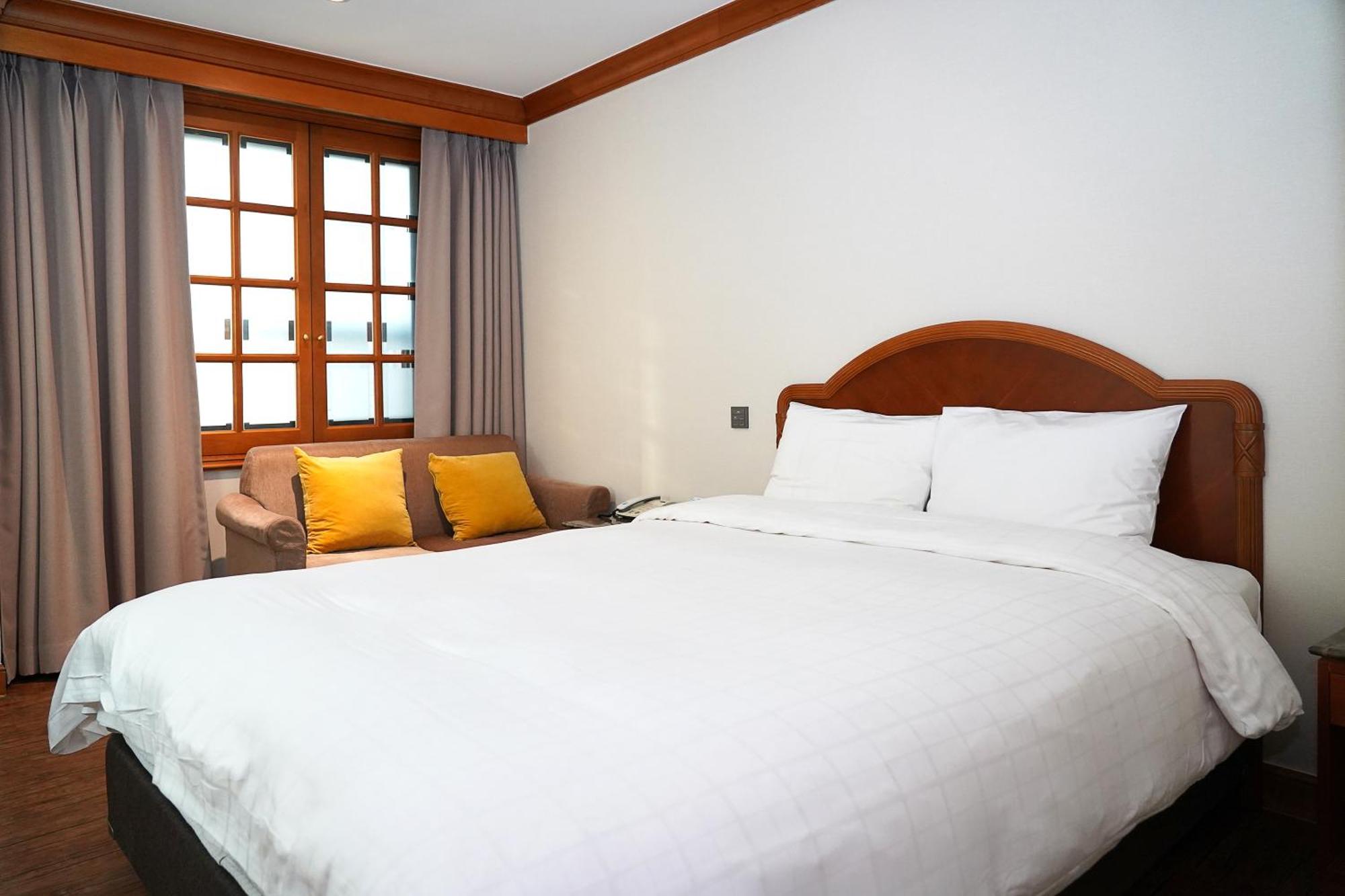 Karak Tourist Hotel Сеул Екстер'єр фото
