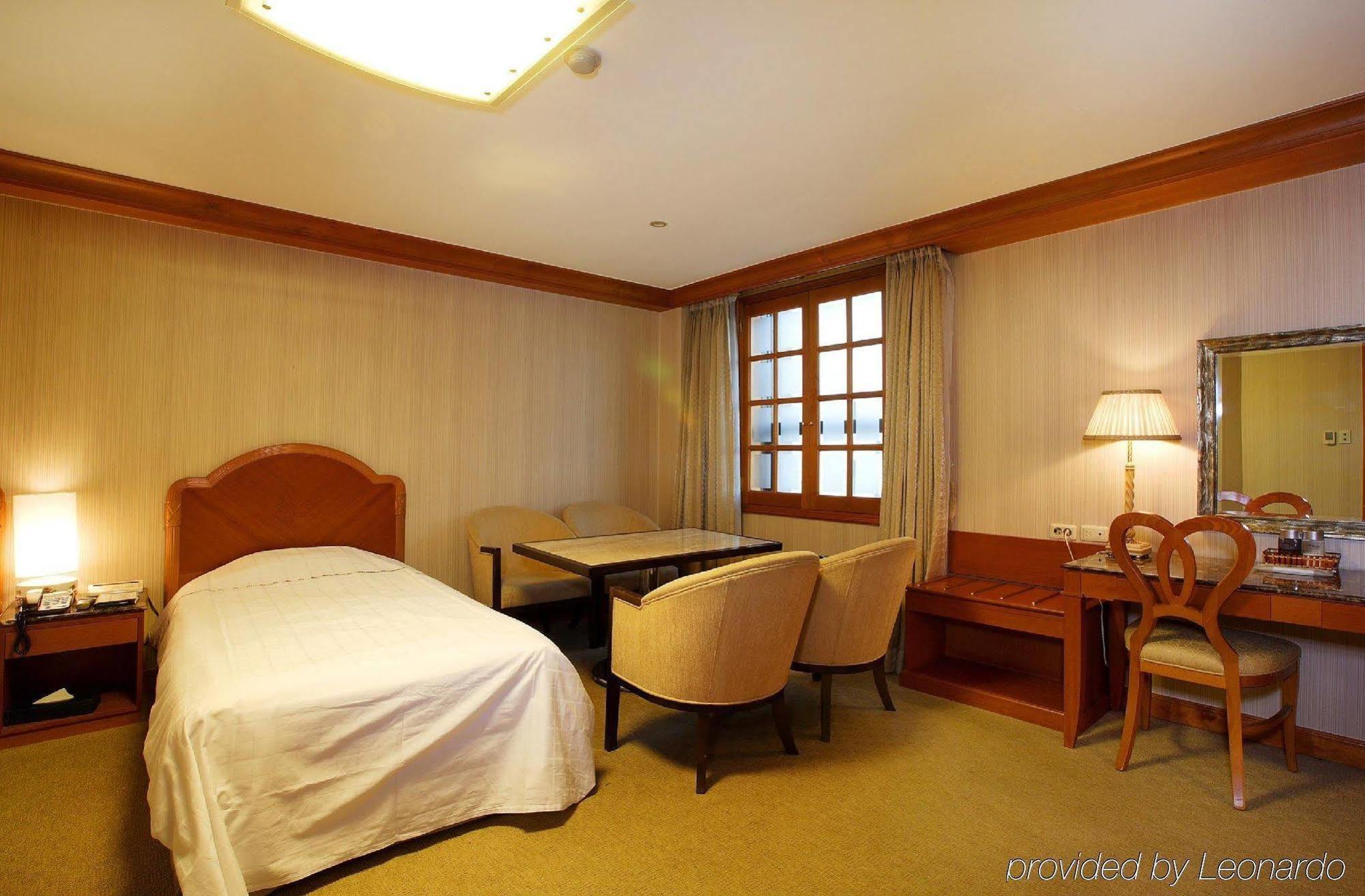 Karak Tourist Hotel Сеул Екстер'єр фото